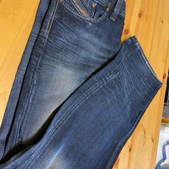 Diesel Brand Larkee Jeans 30x30 Clean - Picture 2 of 9